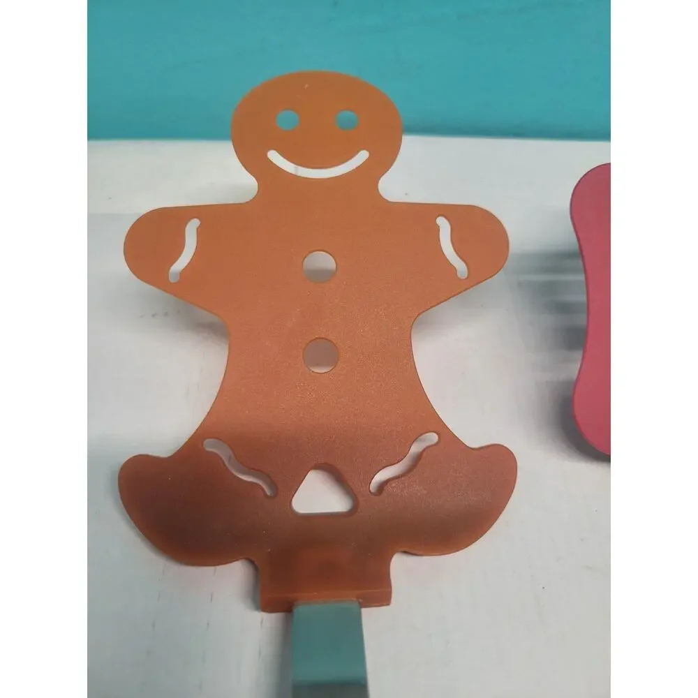WIlliams Sonoma Snowflake Snowman Gingerbread Man Amco Spatulas Holiday Set of 3